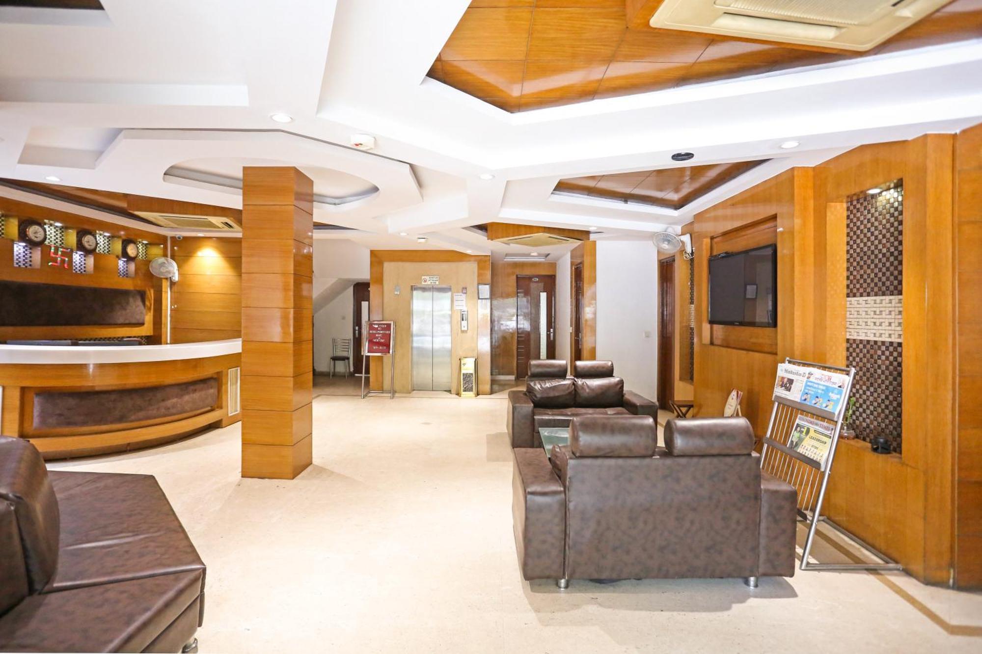 Hotel Silky Palace Near Igi Airportt Нью-Делі Екстер'єр фото