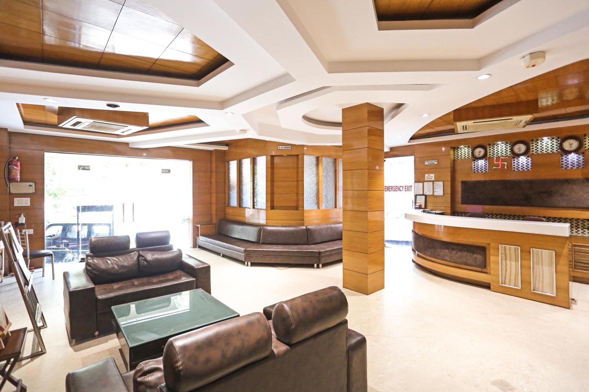Hotel Silky Palace Near Igi Airportt Нью-Делі Екстер'єр фото